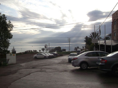 Marea Galile printre picurii de ploaie a diminetii