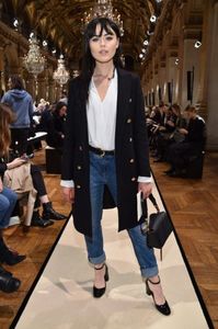 Lanvin+Front+Row+Paris+Fashion+Week+Womenswear+TPJn5E49K6el