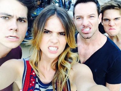 Shelley-Hennig-Happy-wolf-watchin