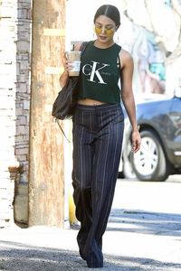 vanessa-hudgens-wears-a-flared-trousers-out-in-los-angeles-03-14-2017-4