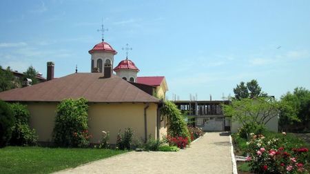 Manastirea Sfanta Elena de la Mare