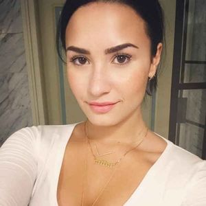 rs_600x600-151102104358-Demi-Lovato