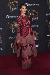 chrissy-teigen-at-beauty-and-the-beast-premiere-in-los-angeles-03-02-2017_4