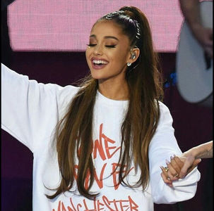 5.06 ·♡ ❝I stand with Manchester. #OneLoveManchester❞
