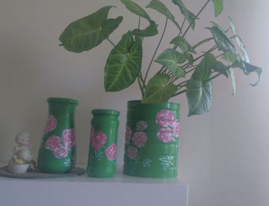 Set fantezie handmade; Fond verde, trandafiri roz,3 piese

