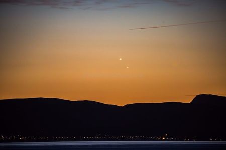 Venus si Jupiter, conjunctie in Scorpion; 13 nov. 2017
poza de pe net
