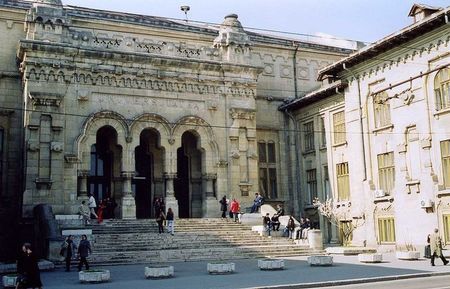 Galaţi Universitatea Dunărea de Jos fondata 1974.