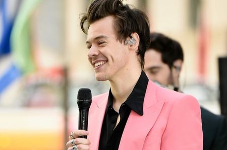 harry-styles-performance-today-show-2017-a-billboard-1548