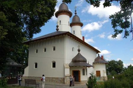 Manastirea Varatec