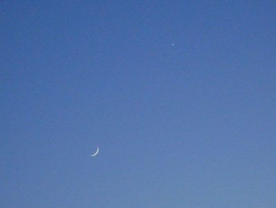 Luna Noua in conjunctie cu Venus; 17 mai 2018
