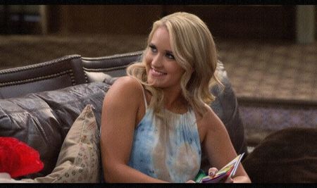 ╰Wonderful s̸a̸i̸d̸ Gabi.╯; ✦.TV-Show ━ Young &amp; Hungry.
