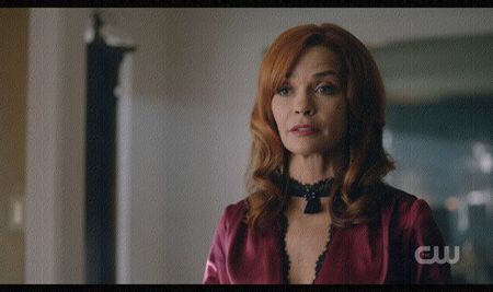 ╰speechless s̸a̸i̸d̸ Penelope.╯; ✦.TV-Show ━ Riverdale.
