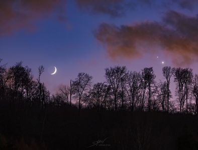 Luna noua in Varsator si conjunctia Jupiter-Saturn; Poza preluata de pe net
17 dec. 2020
