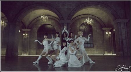 └ Dᴀʏ 241 ○ 09.04.2021 → 「Azer」 ✓; https://www.youtube.com/watch?v=8CZtvkvx6Zw
