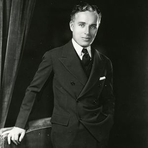 Charlie-Chaplin-©-Roy-Export-Company-Ltd_350