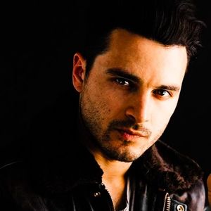 ╰xtvdxbandxo s̸a̸i̸d̸ Michael Malarkey.╯♋️; June 21st 1983.
