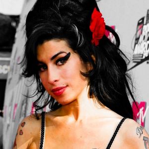 ╰cupcakes s̸a̸i̸d̸ Amy Winehouse.╯♍️; September 14th 1983.
