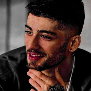 ╰Maktub s̸a̸i̸d̸ Zayn Malik.╯♑️; January 12th 1993.
