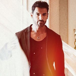 • xTheOriginalsTO said J and got John Abraham.