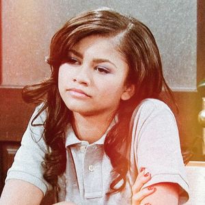 • xPrettyLittleLiarsx3 got Zendaya.; TV-Show: Shake it up.
