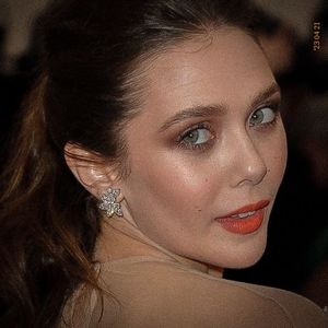 • Elizabeth Olsen born on February 16th 1989. @Haxan.