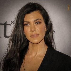 •Kourtney Kardashian born on April 18th 1979. @HappyPill.