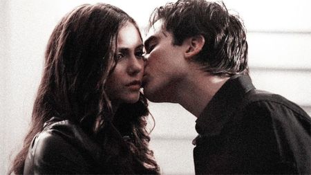 • crawlingback2me got “Bloodstream” by Stateless. S01E22.; Damon kisses Katherine thinking she is Elena - https://youtu.be/qmUuaNgDfZk?si=XGjDk-_obklljDLi
