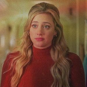 • Complicated got Betty Cooper.; TV-Show: Riverdale.
