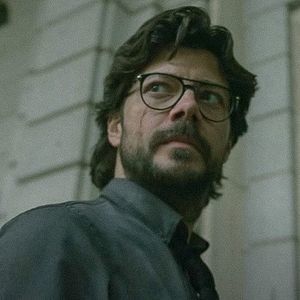 • solivagant got El Profesor.; TV-Show: La Casa de Papel.
