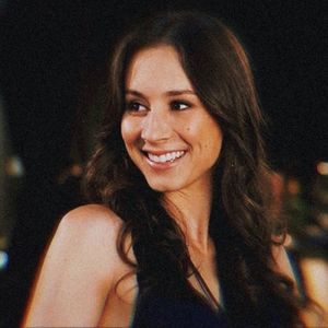 • crawlingback2me got Spencer Hastings.