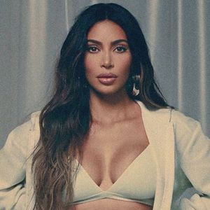 • lithium’s b-day twin is Kim Kardashian: October 21st.