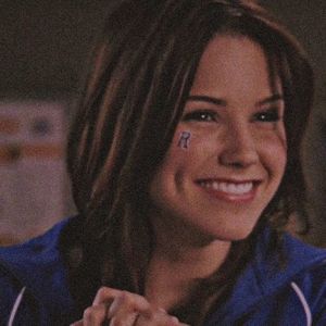 • QueenCyrusx got Brooke Davis.